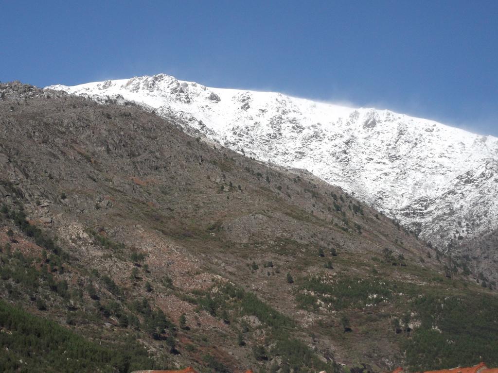 Casa Do Adro - Serra Da Estrela Cortes do Meio Exterior foto
